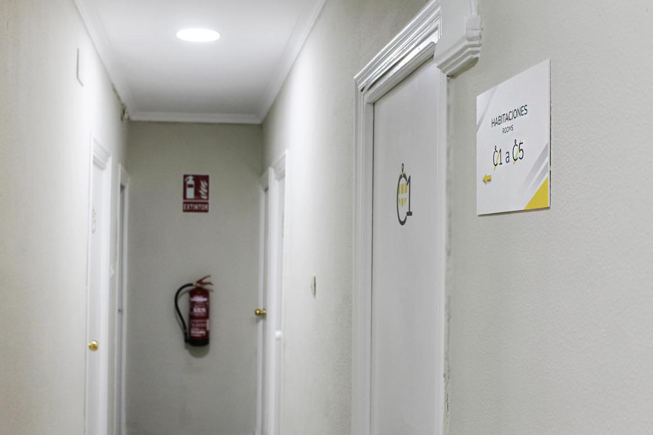 Hotel Restaurante Via Sevilla - Cadiz By Ma 22 Puntos El Cuervo  المظهر الخارجي الصورة
