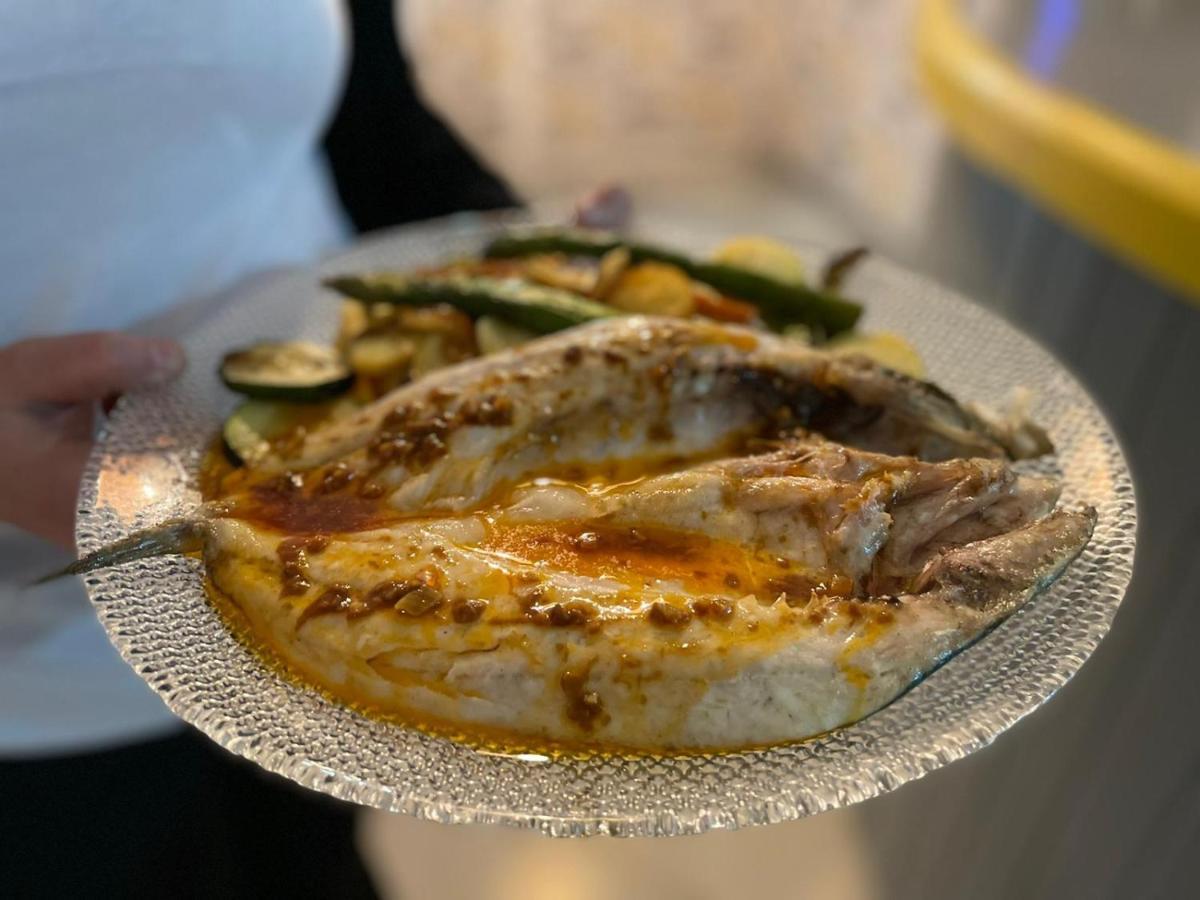 Hotel Restaurante Via Sevilla - Cadiz By Ma 22 Puntos El Cuervo  المظهر الخارجي الصورة